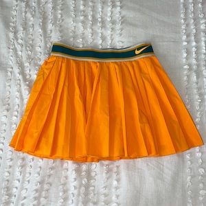 Nike tennis skirt